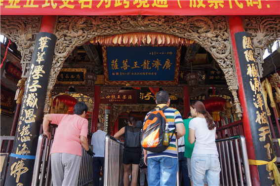 우타이산 내에 있는 민간신앙 장소인 오야묘의 용왕전의 화려한 모습