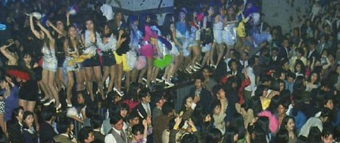 1980년대 후반 일본 버블경제 시기 ‘흥청망청 경제’의 상징이 된 나이트클럽