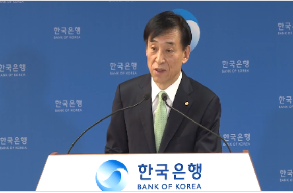 이주열 한국은행 총재는 4일 미국 연방준비제도(Fed·연준)의 기준금리 전격 인하 등 정책여건의 변화를 적절히 감안하겠다고 밝혔다/사진=한국은행.