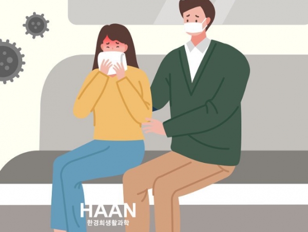 한경희생활과학이 생활속 바이러스 퇴치 캠페인을 펼치면서 이와 관련한 천연 살균수와 마스크를 선보였다. 자료= 한경희생활과학.