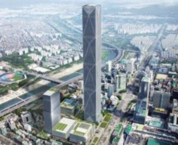서울시와 현대차에 따르면 현대차그룹은 이달 신사옥 GBC 착공에 들어가는 일정으로 최근 서울시에 착공계를 제출했다. 서울시는 이르면 6일 착공허가를 내줄 것으로 알려졌다. 사진(조감도)= 현대차그룹 제공.
