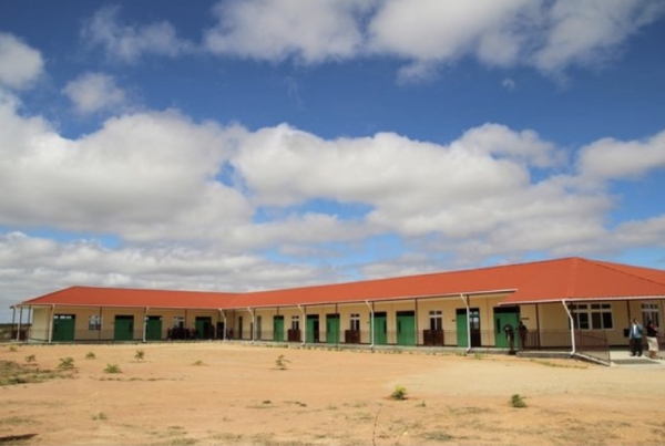 조인성의 기부로 건립된  탄자니아 중부 싱기다(Singida) 지역에 위치한 '싱기다 뉴비전스쿨'의 모습. 사진=밀알복지재단.